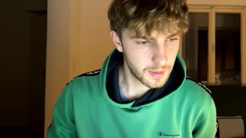 Snapshot of melodicass chatting on 11, 12, 2024 Melodicass online show from 11, 12, 2024