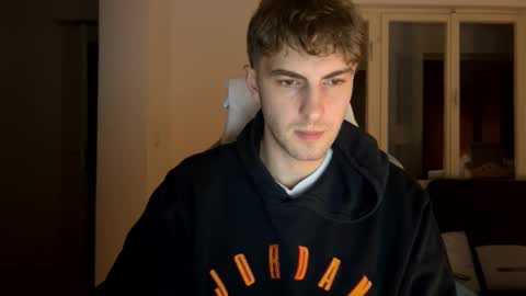 Snapshot of melodicass chatting on 1, 1, 2025 Melodicass online show from 1, 1, 2025