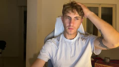 Snapshot of melodicass chatting on 11, 9, 2025 Melodicass online show from 11, 9, 2025