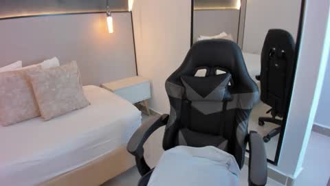 Melody  online show from 25, 11, 2025