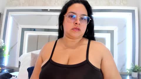 melodycharlotte online show from 2, 11, 2025