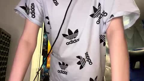 Hi Im Aria 18 years old online show from 4, 3, 2026