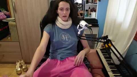 Megumi  Aina online show from 21, 12, 2025