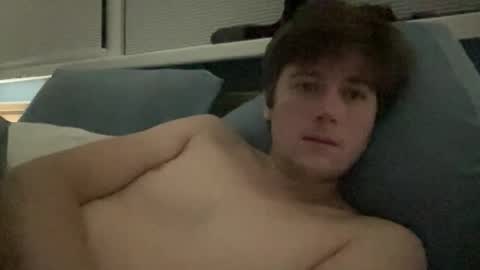 Snapshot of mennon chatting on 24, 11, 2025 M N online show from 24, 11, 2025