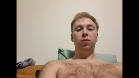 Snapshot of meow732 chatting on 16, 11, 2025 meow732 online show from 16, 11, 2025