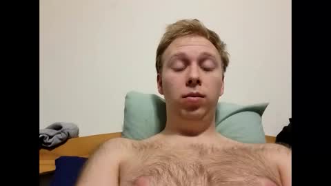 Snapshot of meow732 chatting on 26, 11, 2025 meow732 online show from 26, 11, 2025