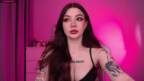 Amy Meow online show from 16, 1, 2025