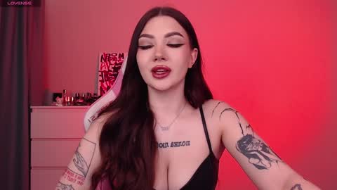 Amy Meow online show from 5, 2, 2025
