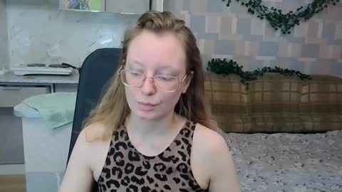 Snapshot of meowcr chatting on 26, 10, 2025 meowcr online show from 26, 10, 2025