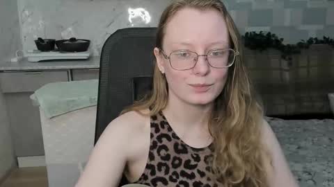 Snapshot of meowcr chatting on 29, 10, 2025 meowcr online show from 29, 10, 2025