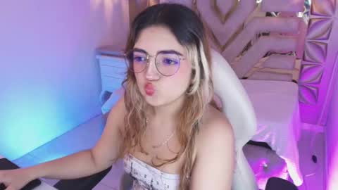    online show from 23, 10, 2025