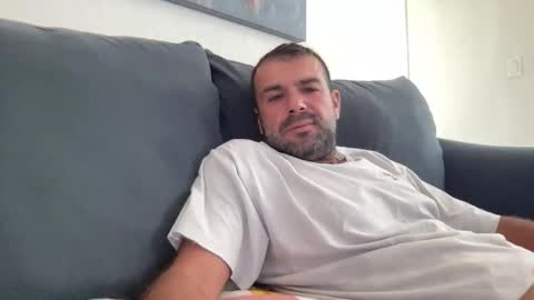 Mercedes190d online show from 6, 3, 2026