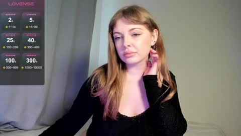 mercedescutee online show from 9, 1, 2025