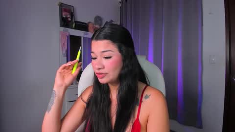 Snapshot of merlia_model chatting on 5, 12, 2025 instagram fernandatoloza01 online show from 5, 12, 2025