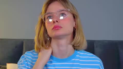 Snapshot of merlinmeyer chatting on 17, 3, 2026 Merlin online show from 17, 3, 2026