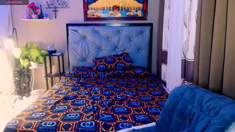 Snapshot of mesmerizingfuckdoll chatting on 17, 11, 2025 mistress jasmine online show from 17, 11, 2025