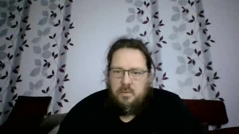 Snapshot of metallbuddy chatting on 6, 1, 2025 ask me online show from 6, 1, 2025