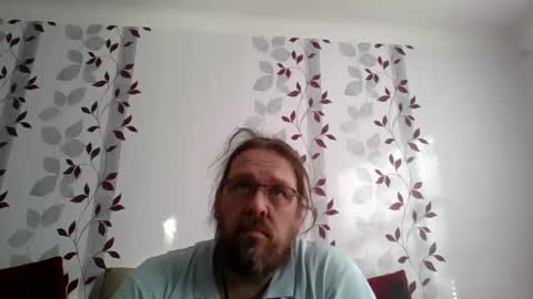 Snapshot of metallbuddy chatting on 18, 10, 2025 ask me online show from 18, 10, 2025