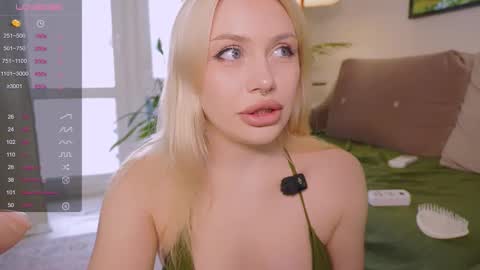 Stella online show from 19, 9, 2025