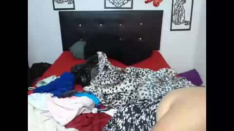 mhia1972 online show from 21, 10, 2025