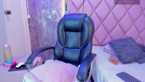 MHONIK BELUCI online show from 19, 3, 2026