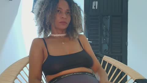 Snapshot of mhulattahot_ chatting on 9, 2, 2026 Mulata Spencer online show from 9, 2, 2026