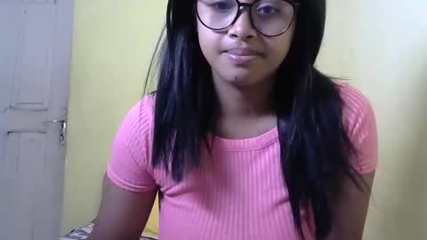 mia3121 online show from 27, 9, 2025