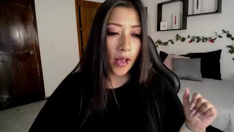 Snapshot of mia_112022 chatting on 24, 10, 2025 Mia zoe online show from 24, 10, 2025