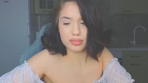 Mia online show from 23, 2, 2025