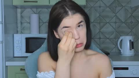 Mia online show from 9, 3, 2025