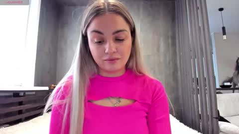 Snapshot of mia___mur chatting on 14, 11, 2025 Mia online show from 14, 11, 2025