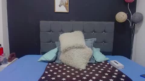 Snapshot of mia__xx1 chatting on 1, 11, 2025 C A L L M E M I A online show from 1, 11, 2025