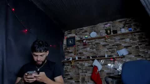 Mia and vincentt model indepent online show from 7, 1, 2026