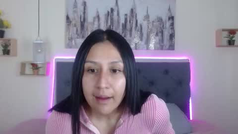 M I A  A Y R A online show from 2, 11, 2025