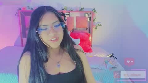 mia_bnnyy online show from 27, 9, 2025