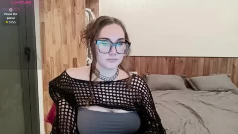 mia_boone online show from 22, 11, 2025