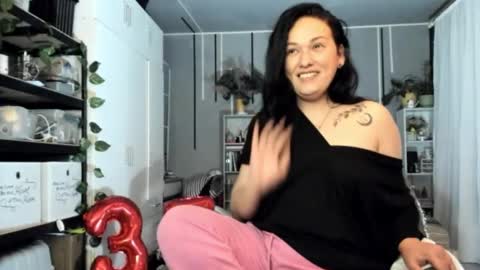 Snapshot of mia_clancy chatting on 9, 12, 2024 MIA online show from 9, 12, 2024