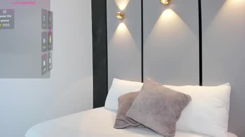 Snapshot of mia_collins96 chatting on 15, 3, 2026 M I A online show from 15, 3, 2026