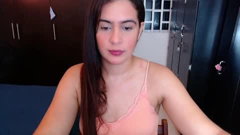 Snapshot of mia_danielsx chatting on 6, 12, 2024 Mia online show from 6, 12, 2024