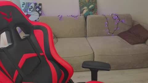 Mia online show from 11, 10, 2025