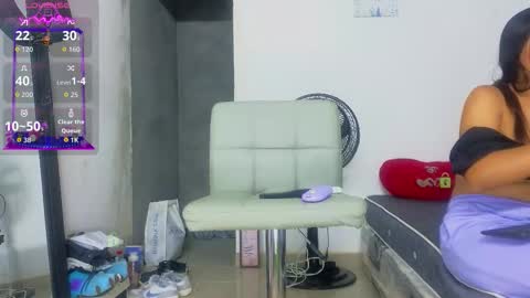 Snapshot of mia_dollone1 chatting on 1, 10, 2025 Mia online show from 1, 10, 2025
