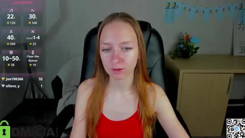 Snapshot of mia_e1fie chatting on 12, 10, 2025 mia_e1fie online show from 12, 10, 2025