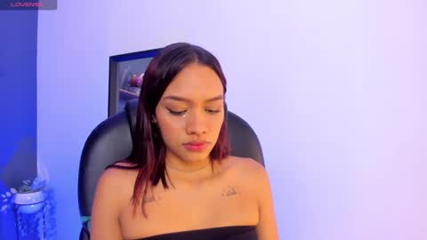 mia_gil_ online show from 1, 10, 2025