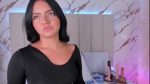 mia_greco_ online show from 24, 9, 2025