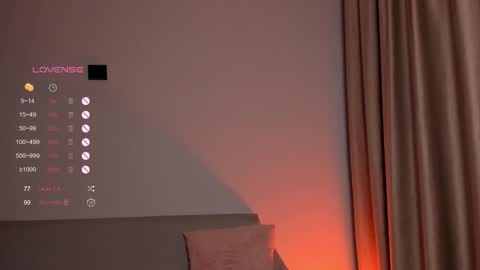 Mia online show from 4, 3, 2025
