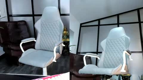 Snapshot of mia_hotwife chatting on 11, 2, 2025 Mia.... Nice to meet you thumb up me please its important online show from 11, 2, 2025