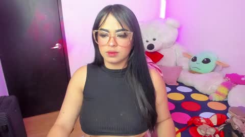 Mia J Abbey online show from 11, 1, 2025