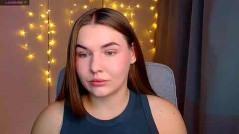 mia_lemm online show from 25, 9, 2025
