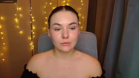 mia_lemm online show from 7, 10, 2025