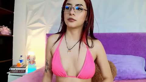 Mia online show from 26, 9, 2025